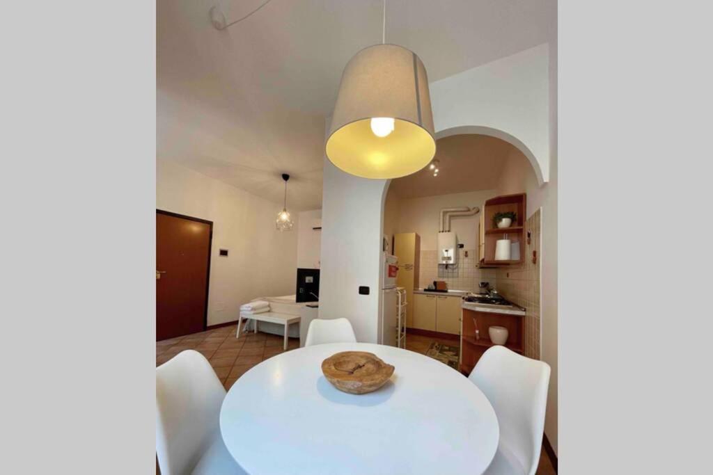 Unconventional Apartment: Centro Storico Con Bici 曼托瓦 外观 照片